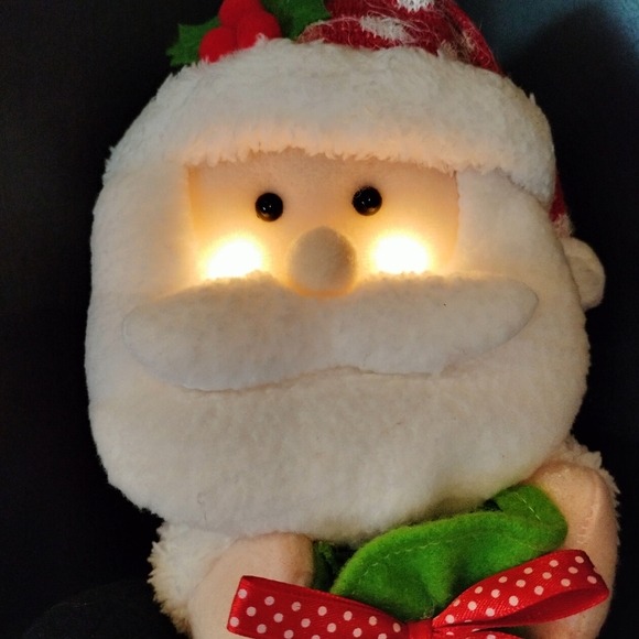 New Avon Santa on Sleigh Light up Decoration - Picture 2 of 5